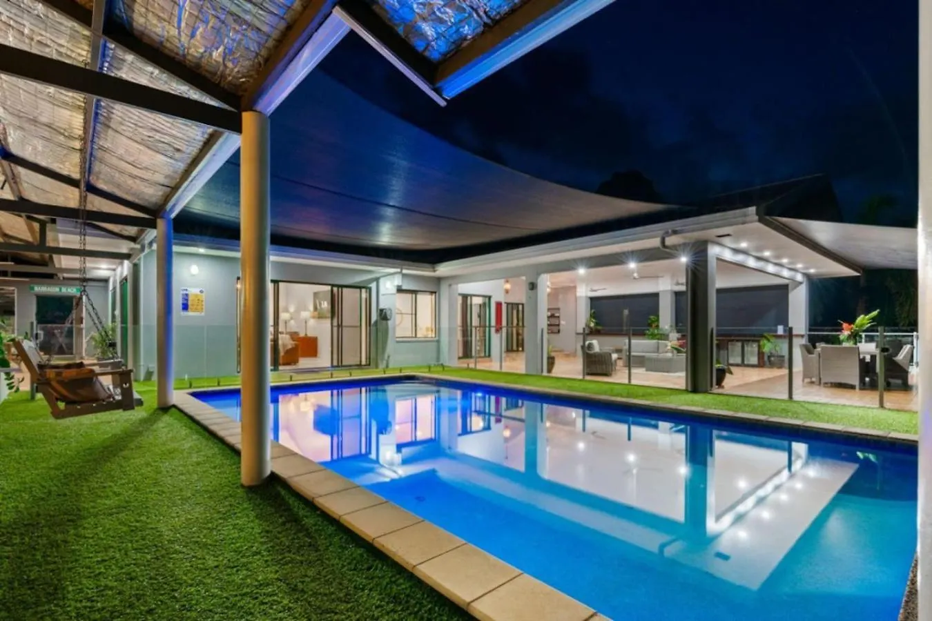 Tranquility Hideaway Villa Mission Beach Australië
