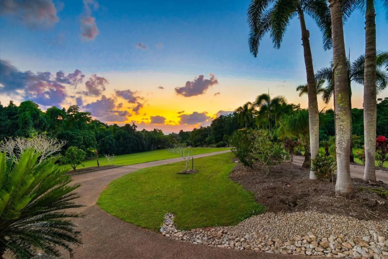 Tranquility Hideaway Villa Mission Beach 0*,